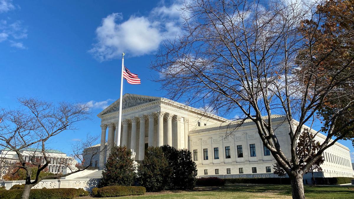 U.S. Supreme Court declines to stop deportation of Indian citizen