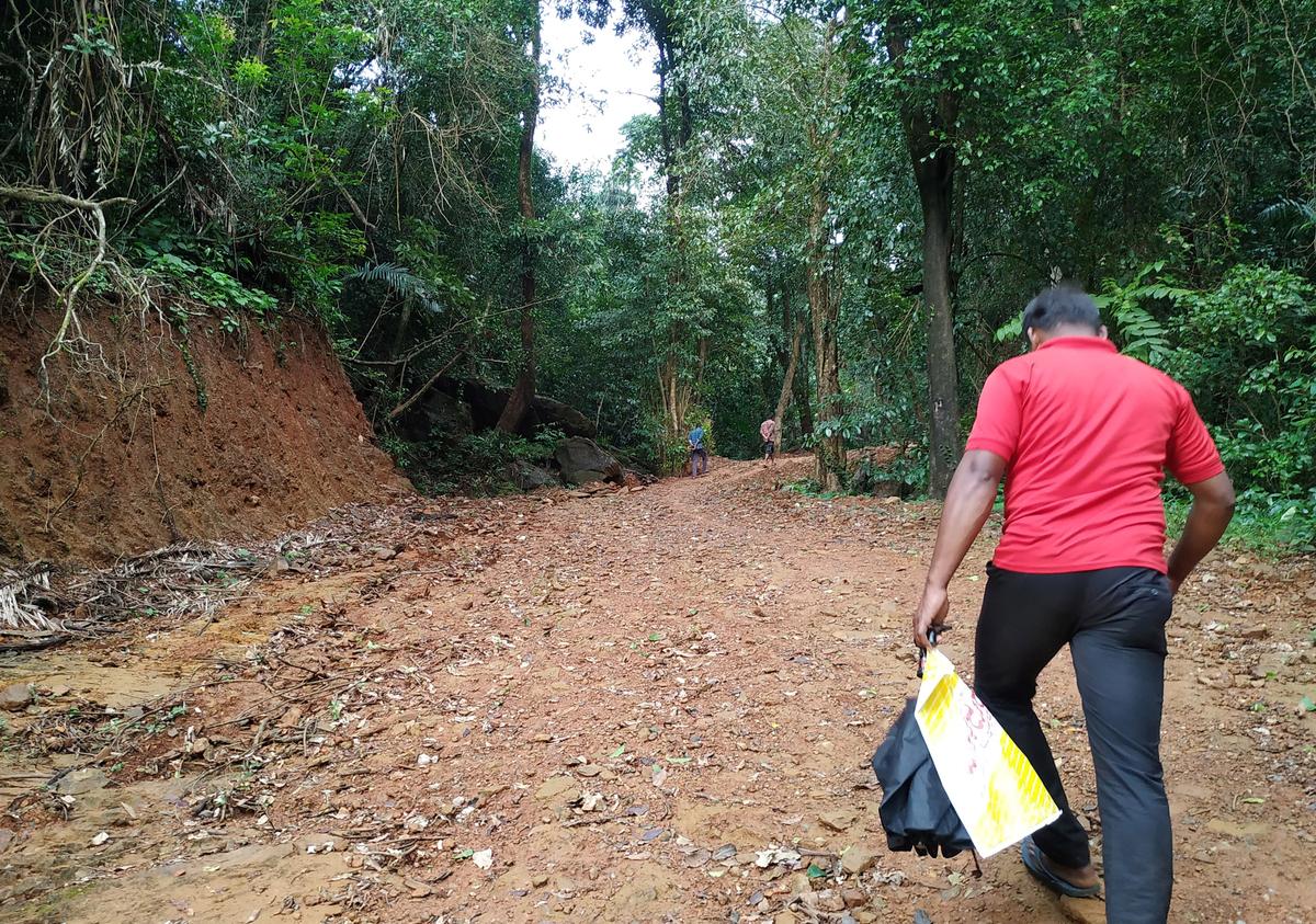 Families, who settled in Uralagallu in Sagar taluk after they were displaced owing to the construction of the Linganamakki dam, have been struggling without basic amenities. 