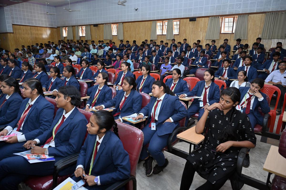 Students at The Hindu Education Plus Career Counselling 2024 event in Ballari on Saturday. 