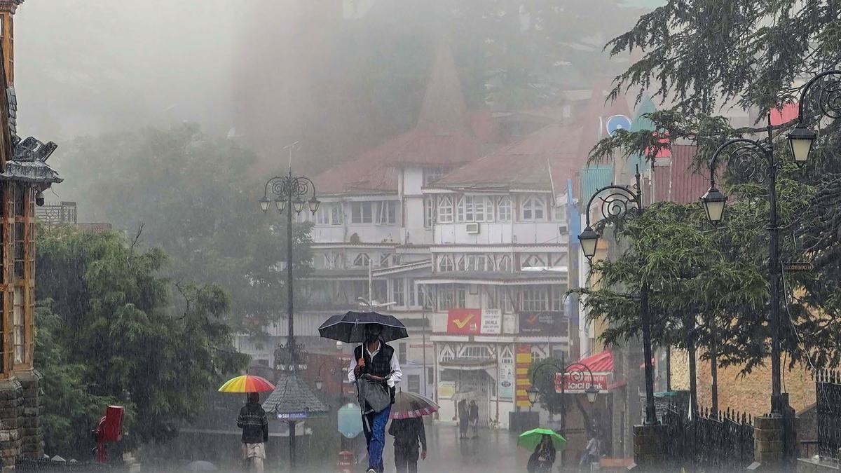 Houses in Shimla at risk of sinking due to incessant rain