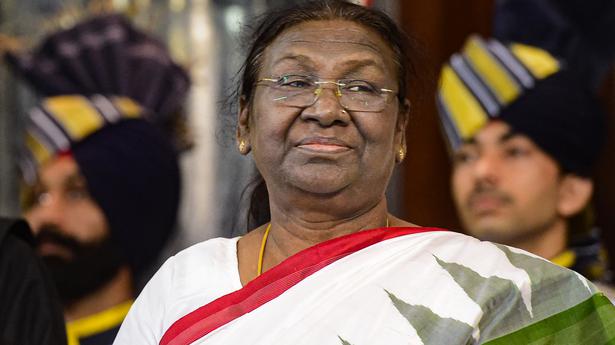 President Droupadi Murmu to attend Queen Elizabeth's funeral in London