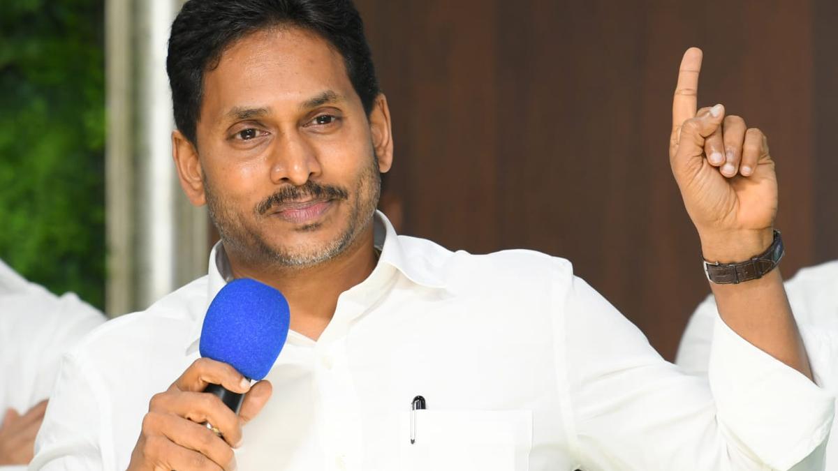 Jagan accuses Naidu of suppressing dissent with State machinery