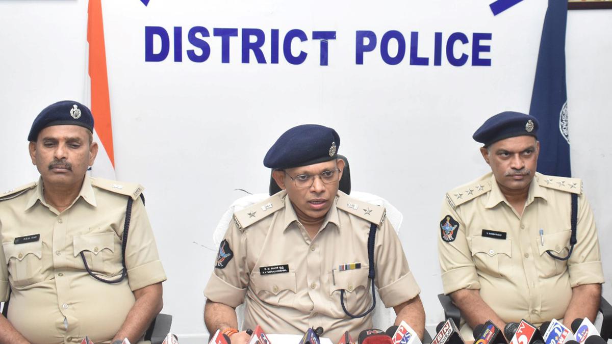 Andhra Pradesh: Anakapalli police crack murder case in less than 24 hours, arrest three