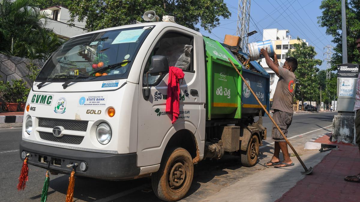 Vizag municipal corporation begins tracking movement of garbage