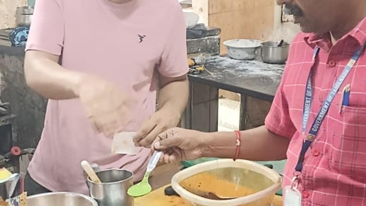 Food safety officials check for use of mayonnaise in Perundurai