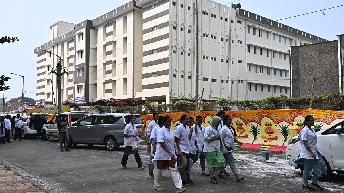 27 zero-faculty department-units, over 150 without senior staff: Survey flags deep crisis in Telangana medical colleges