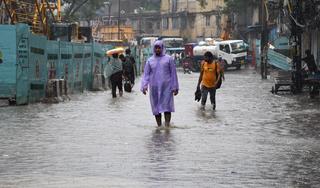 Karnataka rains: Water enters Saundatti Yallamma temple in Belagavi district  - The Hindu