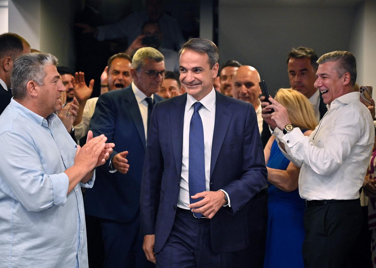Kyriakos Mitsotakis's conservative party clinch landslide Greece election  win - The Hindu