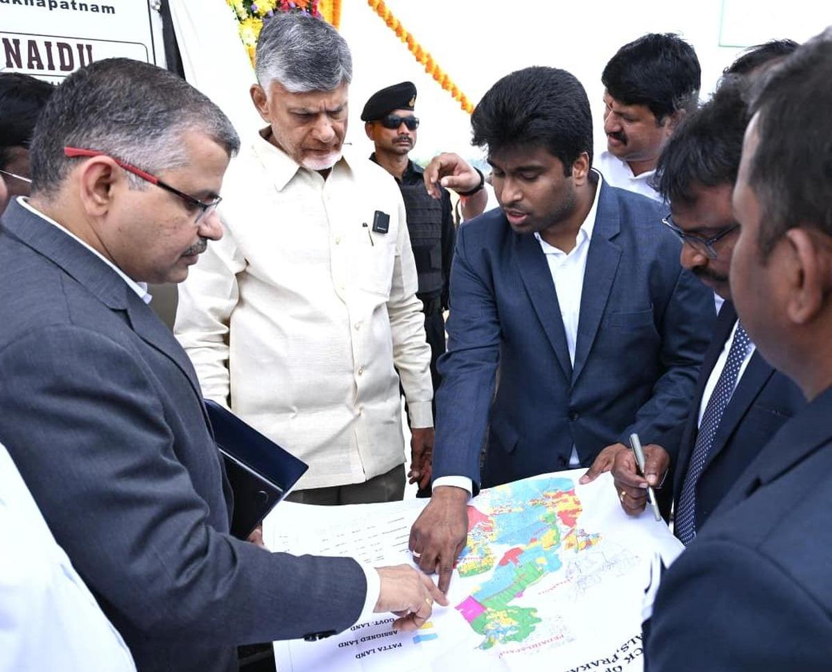 Officials explaining the details of the MSME parks to Chief Minister N. Chandrababu Naidu at Pedairlapadu village in Prakasam district on Tuesday. 