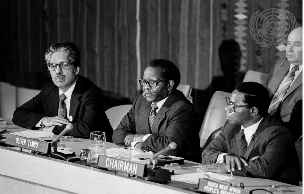 A photo of South Africa’s Oliver Tambo addressing the UN with ES Reddy from the exhibition The Undying Flame of Patrice Lumumba A photo of South Africa’s Oliver Tambo addressing the UN with ES Reddy from the exhibition The Undying Flame of Patrice Lumumba