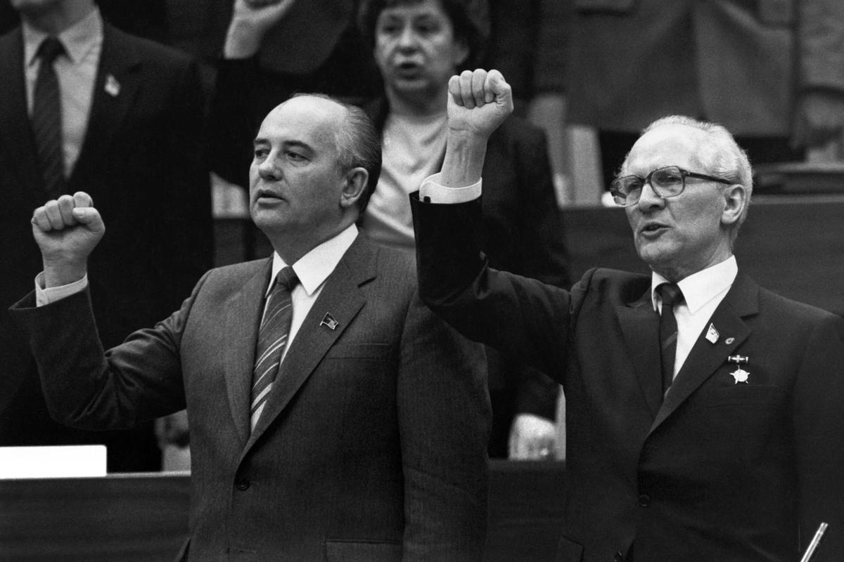 Gorbachev: the man who let the Soviet empire go - The Hindu