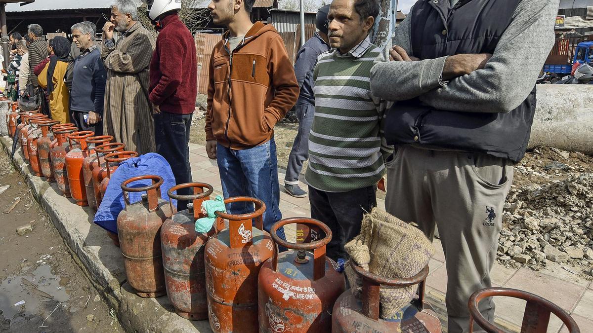 Food delivery companies’ order volumes may dip in Q4FY26