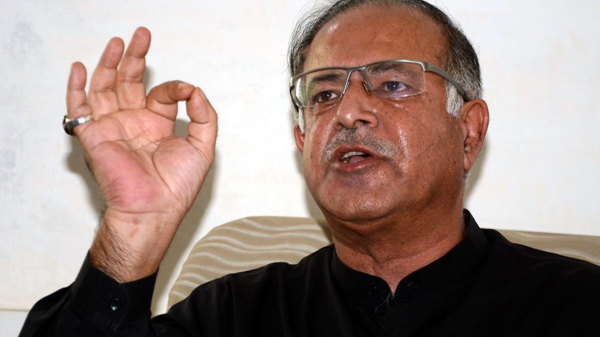 Gandhi lives in the people’s hearts: Congress leader Karra