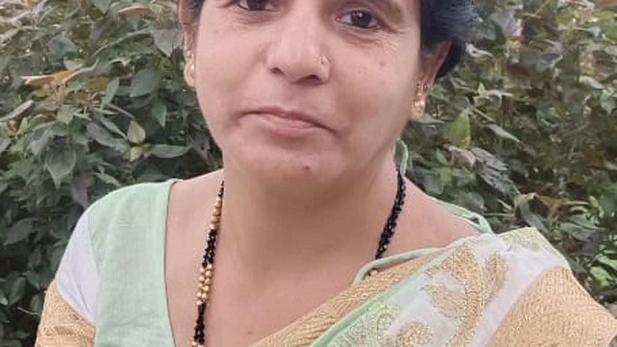 Woman found murdered at Bengaluru home, valuables looted 