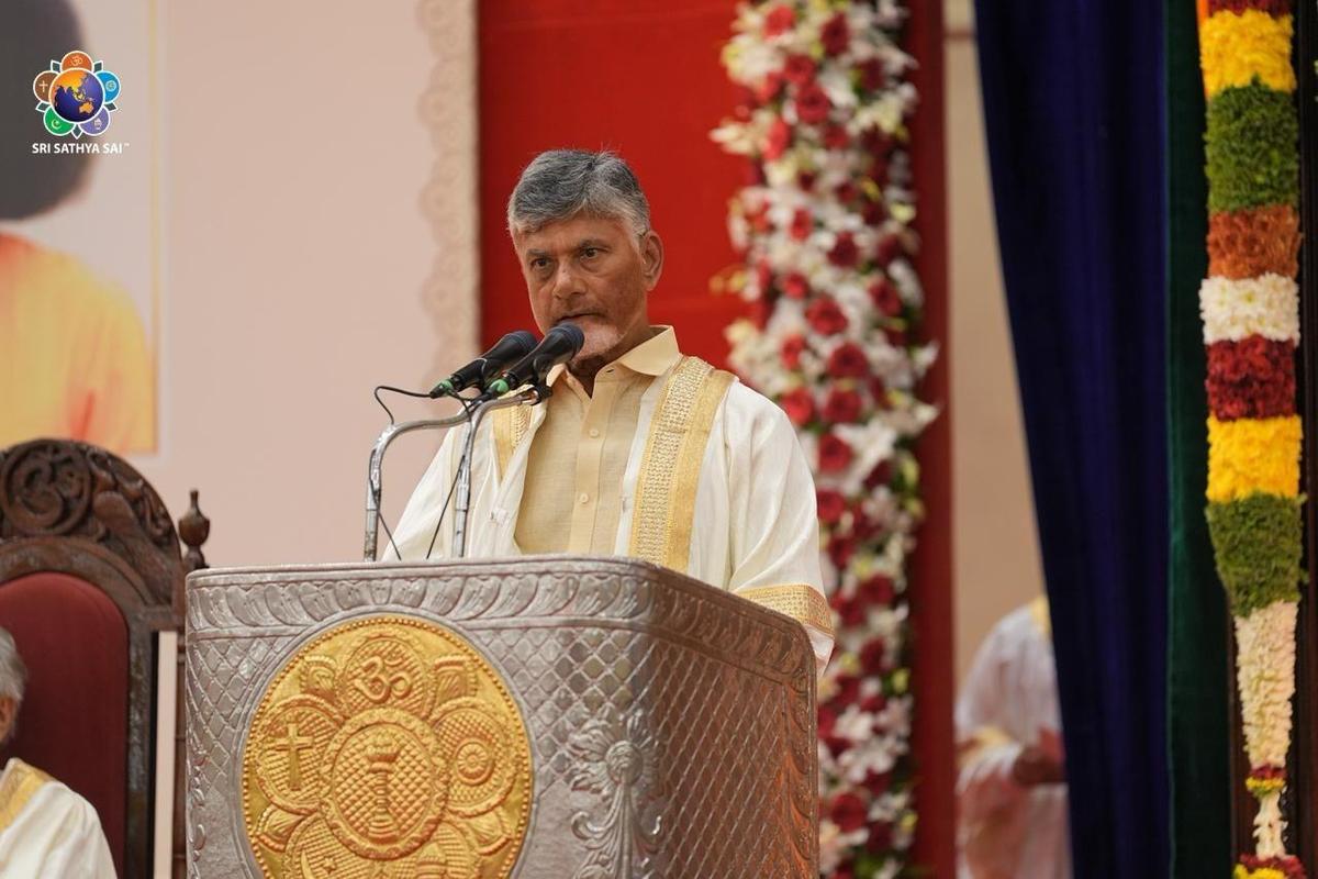 Andhra Pradesh Chief Minister N. Chandrababu Naidu speaking at the 44th convocation of the Sri Sathya Sai Institute of Higher Learning, at Prasanthi Nilayam in Puttaparthi on Saturday.