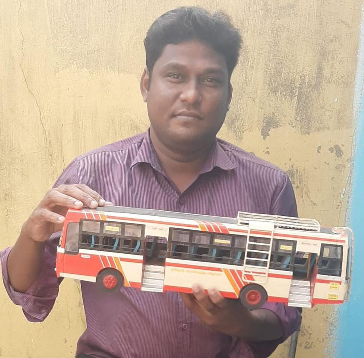 This Villupuram resident makes miniature replicas of T.N. buses
