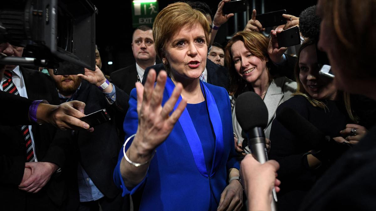 Scotland set for new leader as independence quest stalls