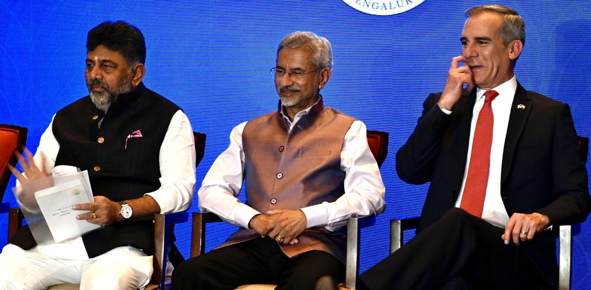 Deputy Chief Minister, DK Shivakumar, U.S. Ambassador to India , Eric Garcetti , External affairs Minister, Jaishankar inaugurated American Consulate, at JW Marriott hotel in Bengaluru on Friday 17 January 2025. 