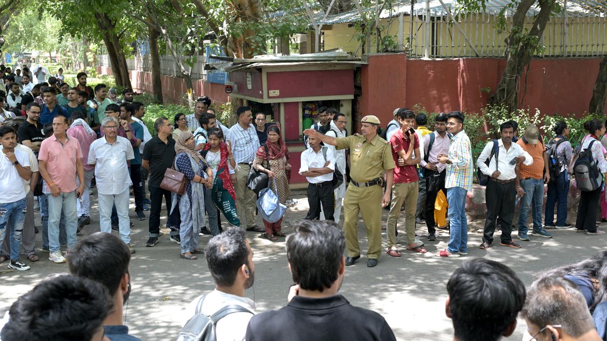 https://th-i.thgim.com/public/incoming/w1dim6/article69856153.ece/alternates/LANDSCAPE_1200/09_UPSC_PRELIMS_EXAM_16_06_DELHI.JPG