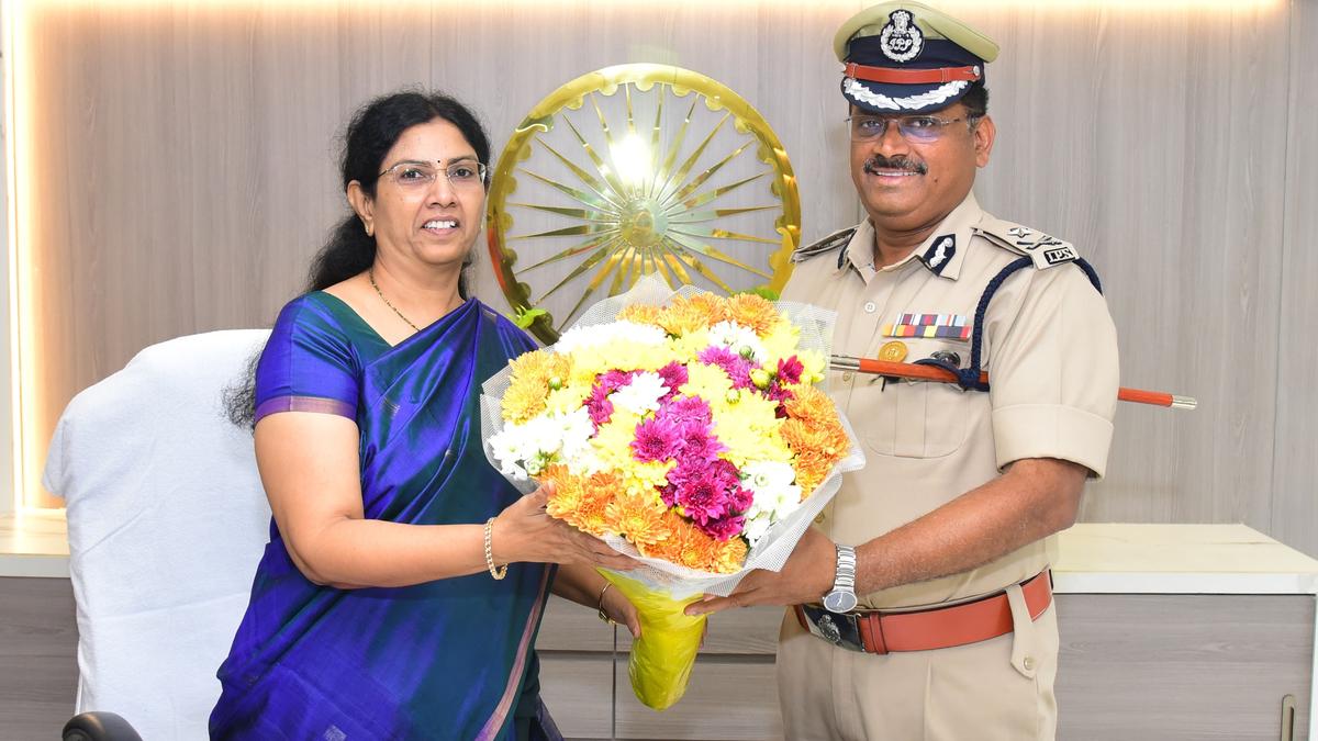 Police Commissioner meets APPSC Chairperson