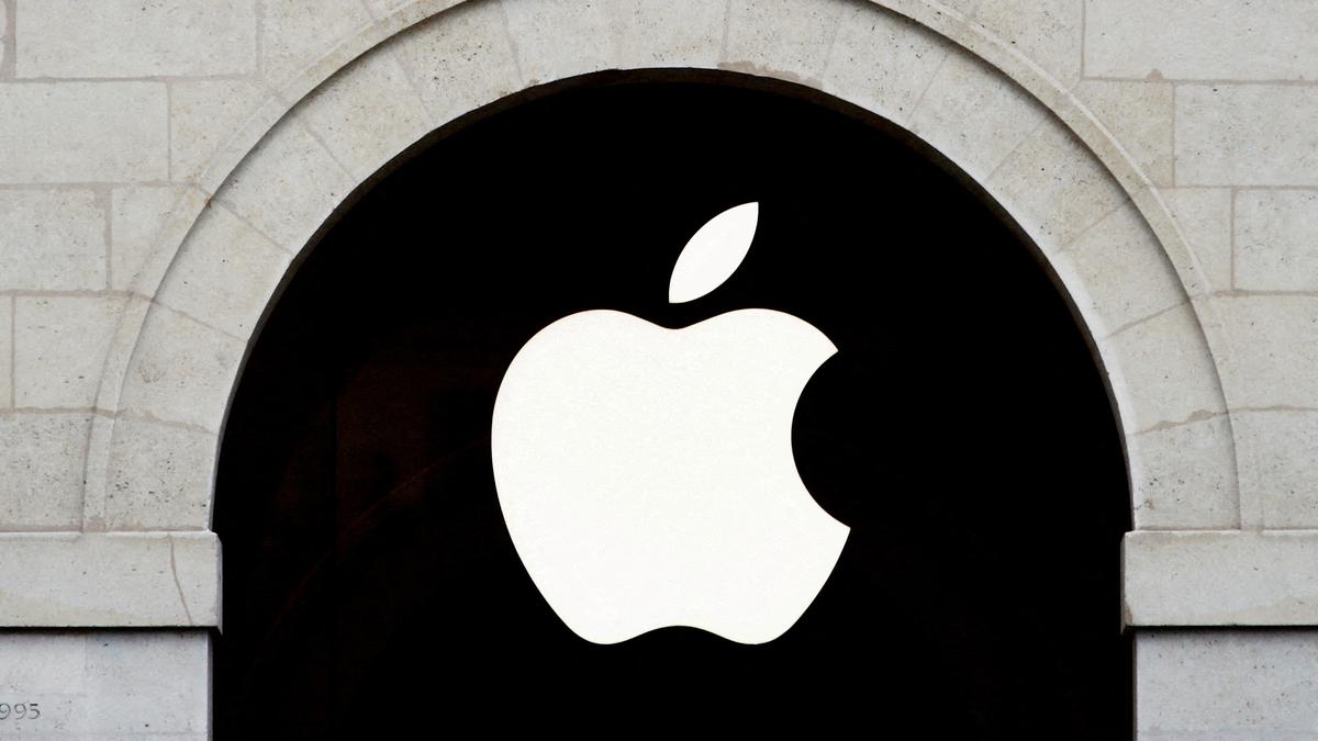 Apple agrees to settle lawsuit over iTunes gift card scam