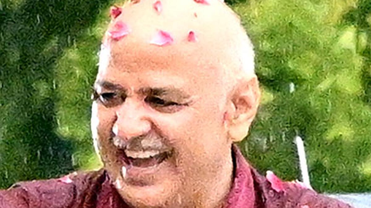 Manish Sisodia offers prayers at Hanuman temple; visits Rajghat memorial, after release from Tihar jail