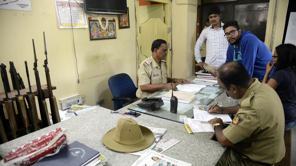 Police can’t summon rowdy-sheeters orally till framing of legal procedure: Karnataka High Court