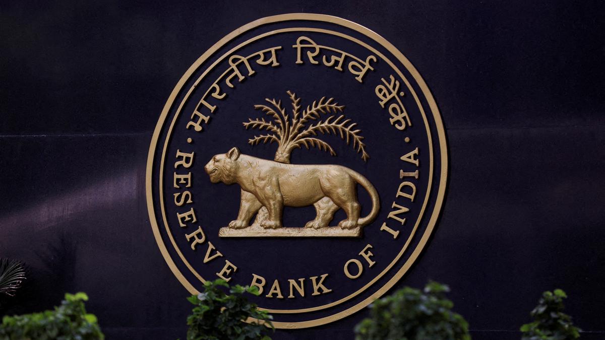 Government invites applications for RBI Deputy Governor