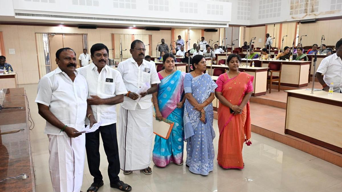 AIADMK councillors stage walkout from Erode Corporation council meeting over property tax