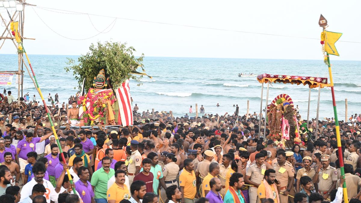 Thousands of devotees flock to Tiruchendur for Soorasamharam