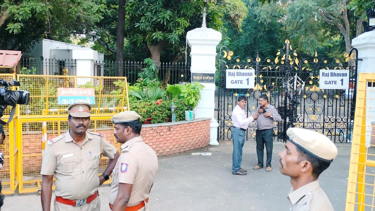 Petrol bomb hurled near Tamil Nadu Raj Bhavan Gate; history sheeter held 
