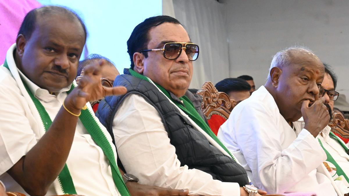 C.M. Ibrahim rebellion: JD(S) executive committee dissolved; H.D. Kumaraswamy appointed new ad hoc party president