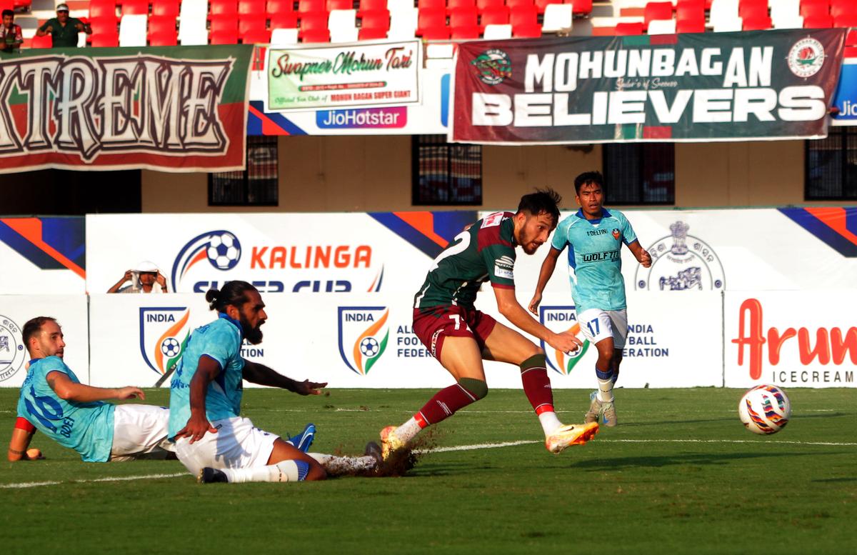 Mohun Bagan Super Giant’s Suhail strikes against FC Goa during the Kalinga Super Cup 2025 semifinal at the Kalinga stadium in Bhubaneswar, on April 30, 2025. 
