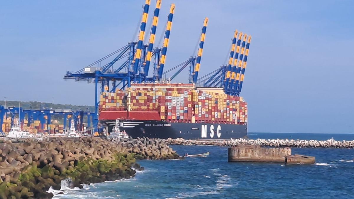 Ultra-large container vessel MSC Claude Girardet docks at Vizjhinjam