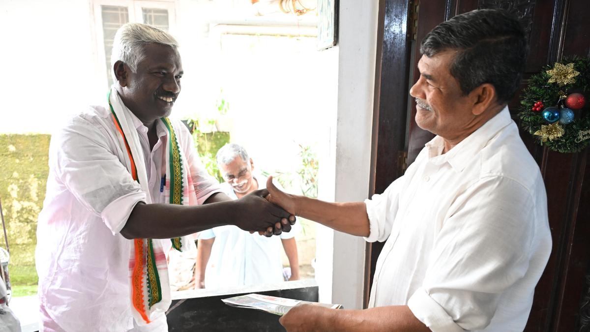 Congress rebel redraws battle lines in Chullikkal
