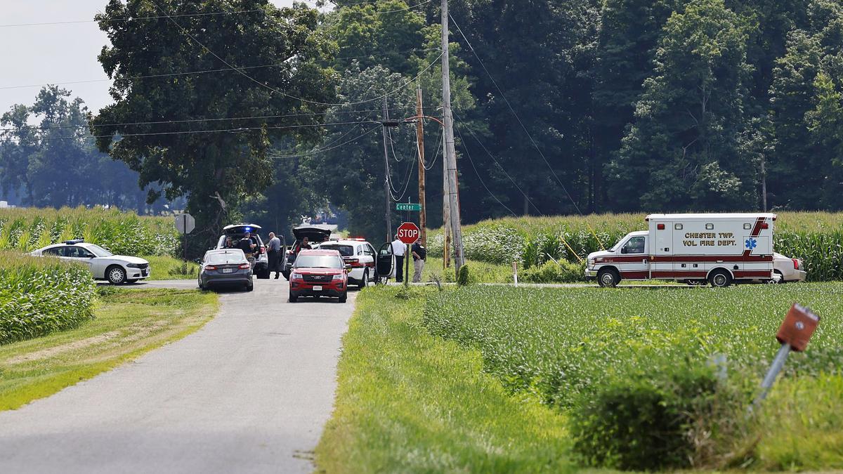 Armed man in U.S. killed in standoff after trying to breach FBI office