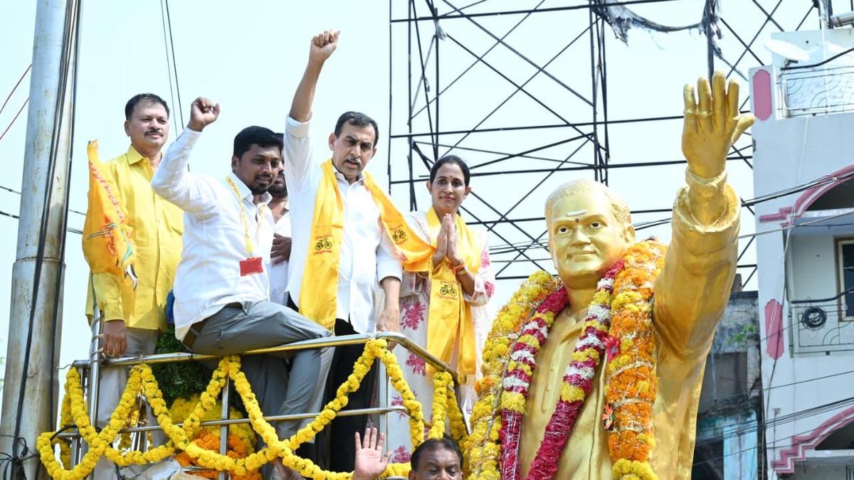 TDP politburo member felicitates party cadres for standing tough amid odds