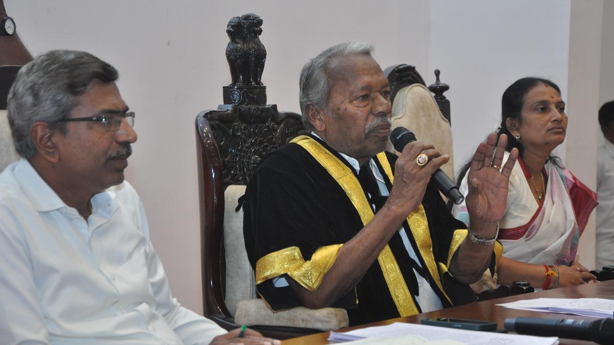 Councillors allege lack of cooperation from Corporation officials in Salem