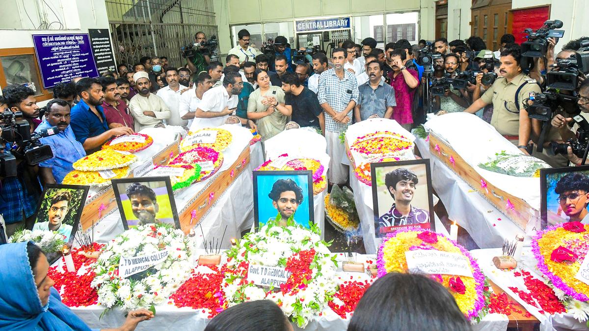 Five medical students killed in tragic road accident