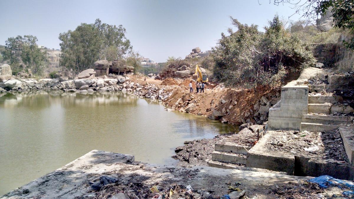 In February 2015, a channel was created at Durgam Cheruvu to enable outflow, marking one of the earliest major interventions to lower the lake’s water level.