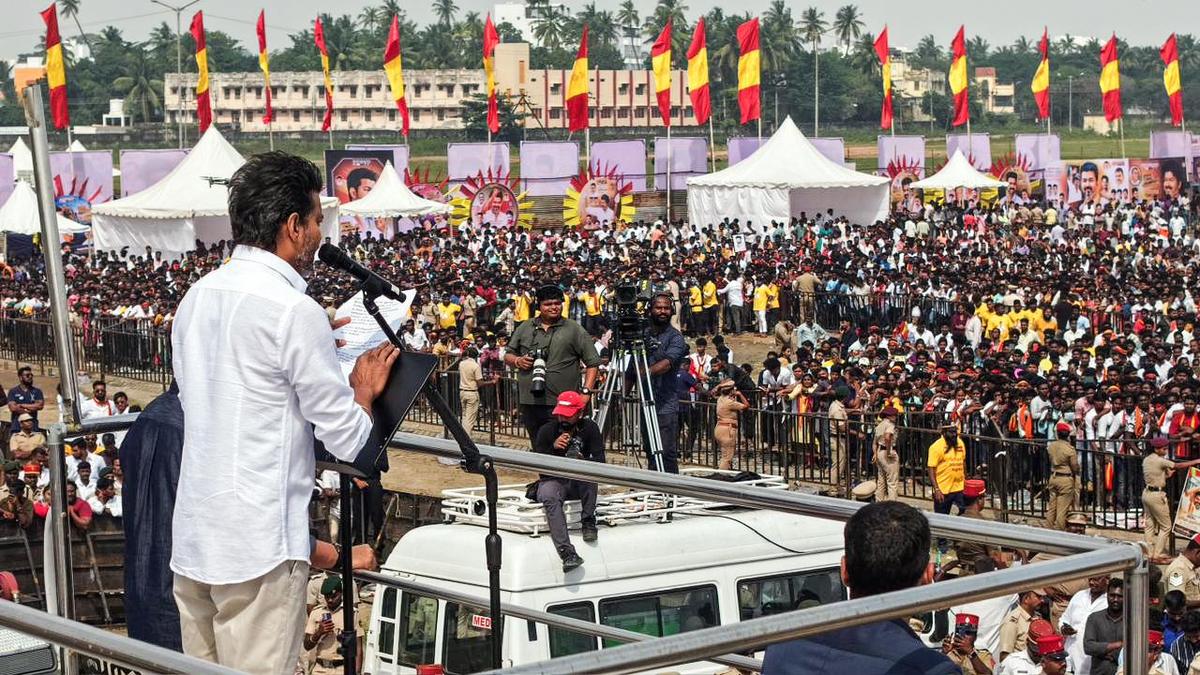 20251209153L பாஜக வேட்பாளருக்கே வாக்கு கேட்ட விஜய்! புதுச்சேரியில் பரபரப்பு சம்பவம் 5 TVK to contest 2026 Assembly polls in Puducherry too, says Vijay - The Hindu