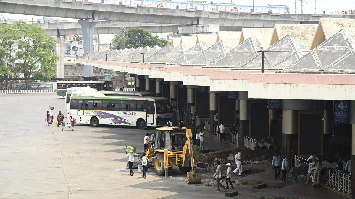 Telangana RTC workers’ strike enters third day; negotiations underway
