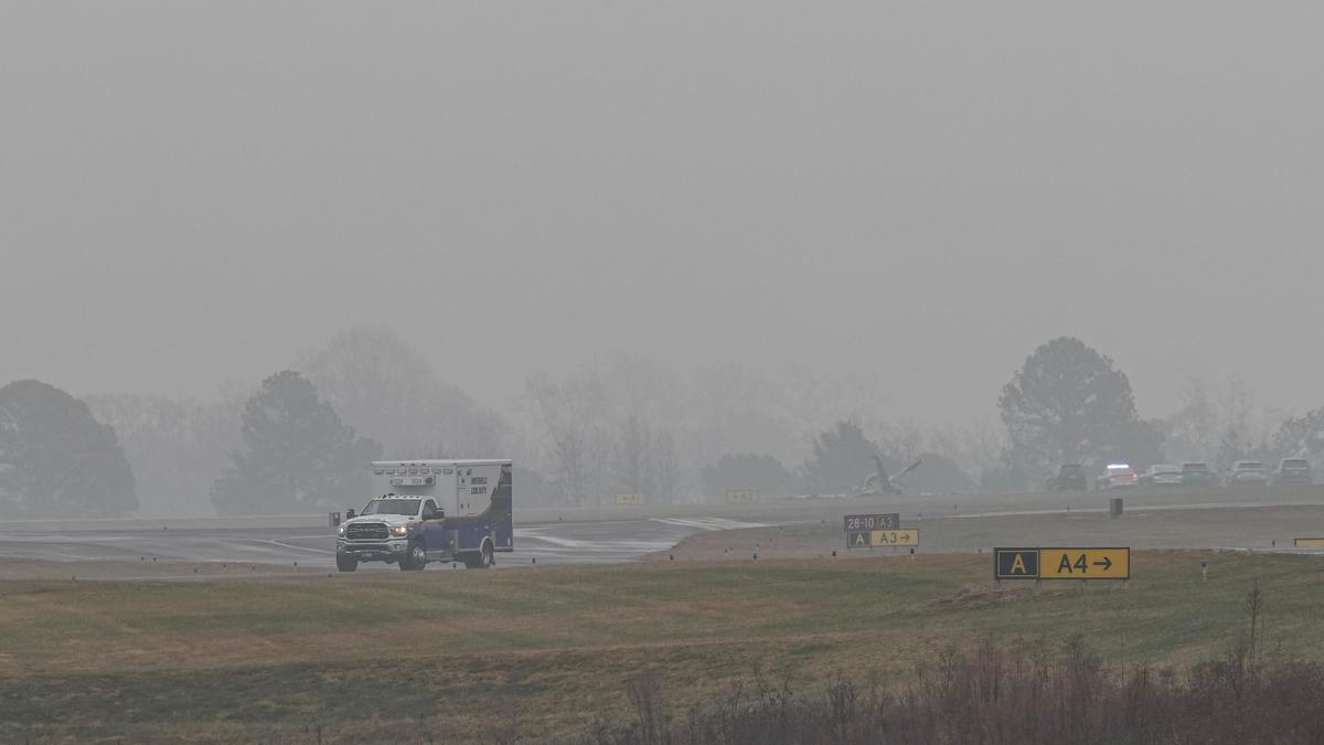 NASCAR's Greg Biffle wasn't flying his plane before crash that killed him, 6 others