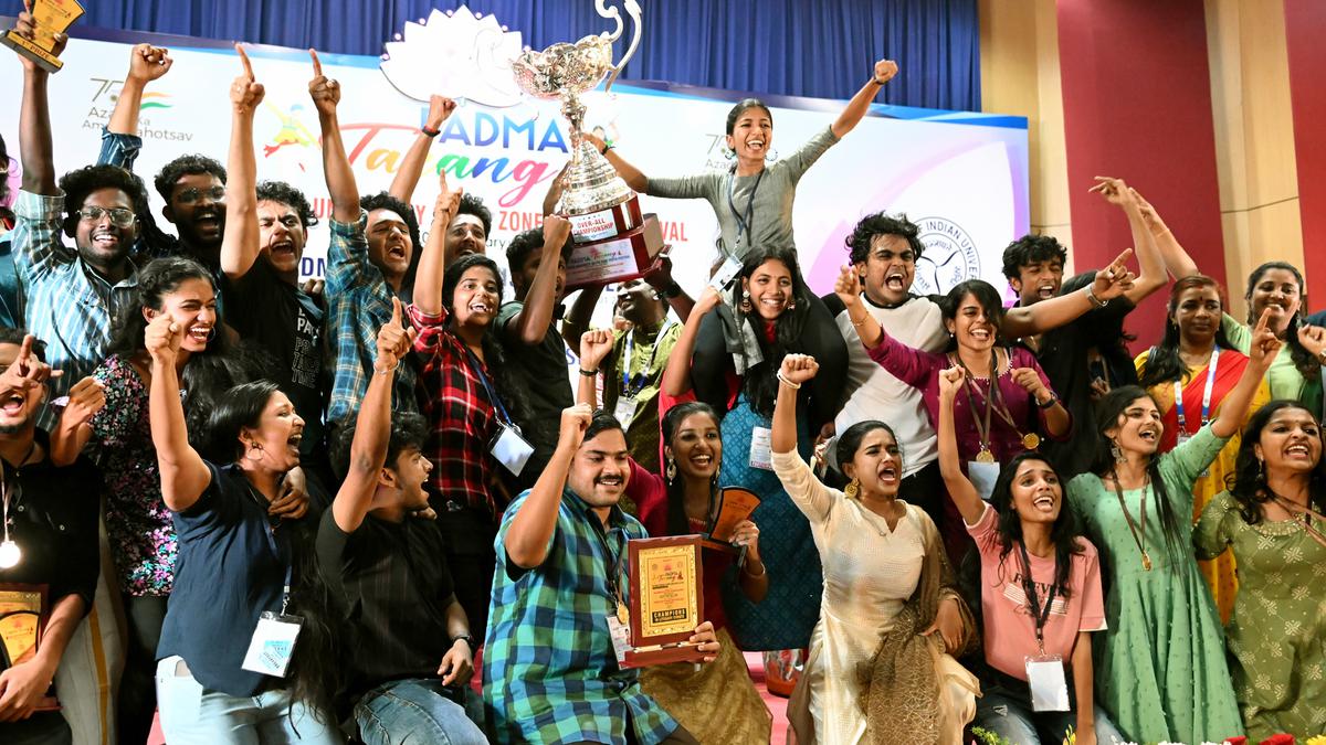 Kerala University wins ‘Overall Championship’ at youth festival held in Tirupati