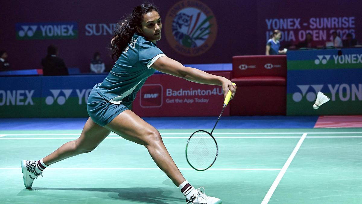 PV Sindhu terdampar di Dubai karena penerbangan masih ditangguhkan setelah ketegangan di Asia Barat