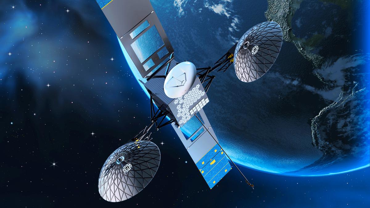 NASA picks Amazon, SpaceX to develop space communication services