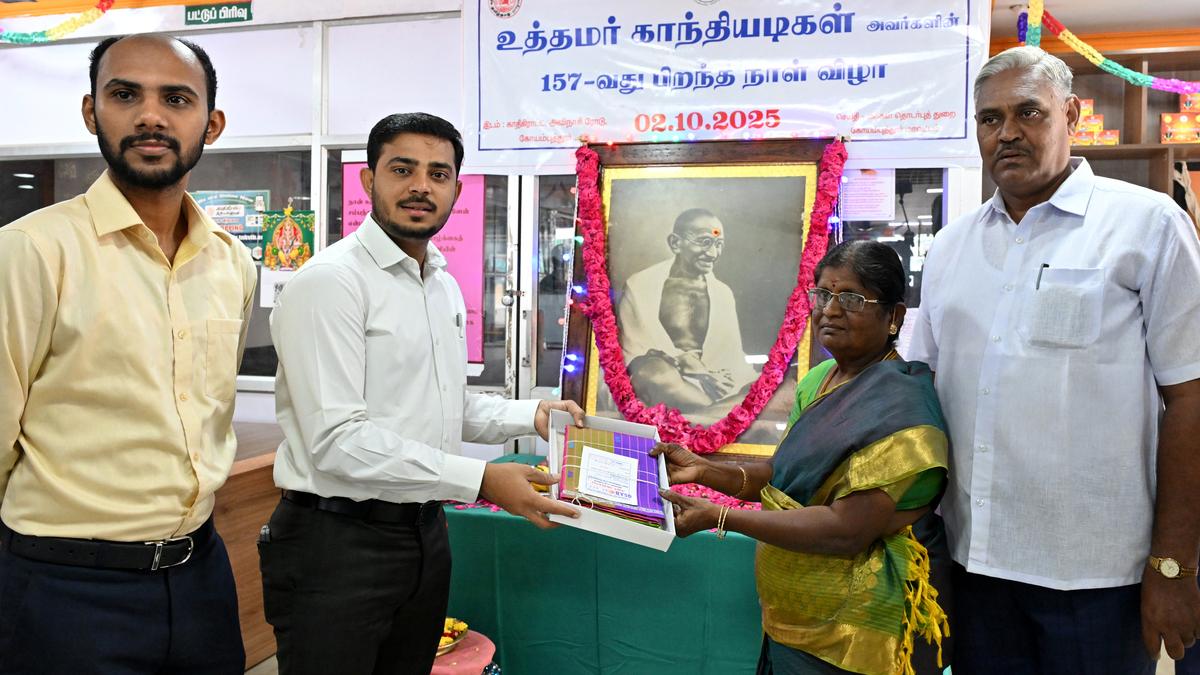 Coimbatore Collector launches special sale of khadi products