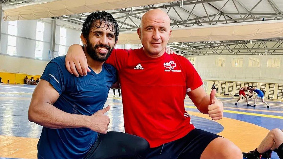 WFI ropes in four foreign coaches to train wrestlers for marquee events