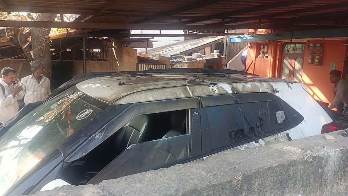 Petrol bomb hurled at DMK functionary’s car in Tiruvannamalai