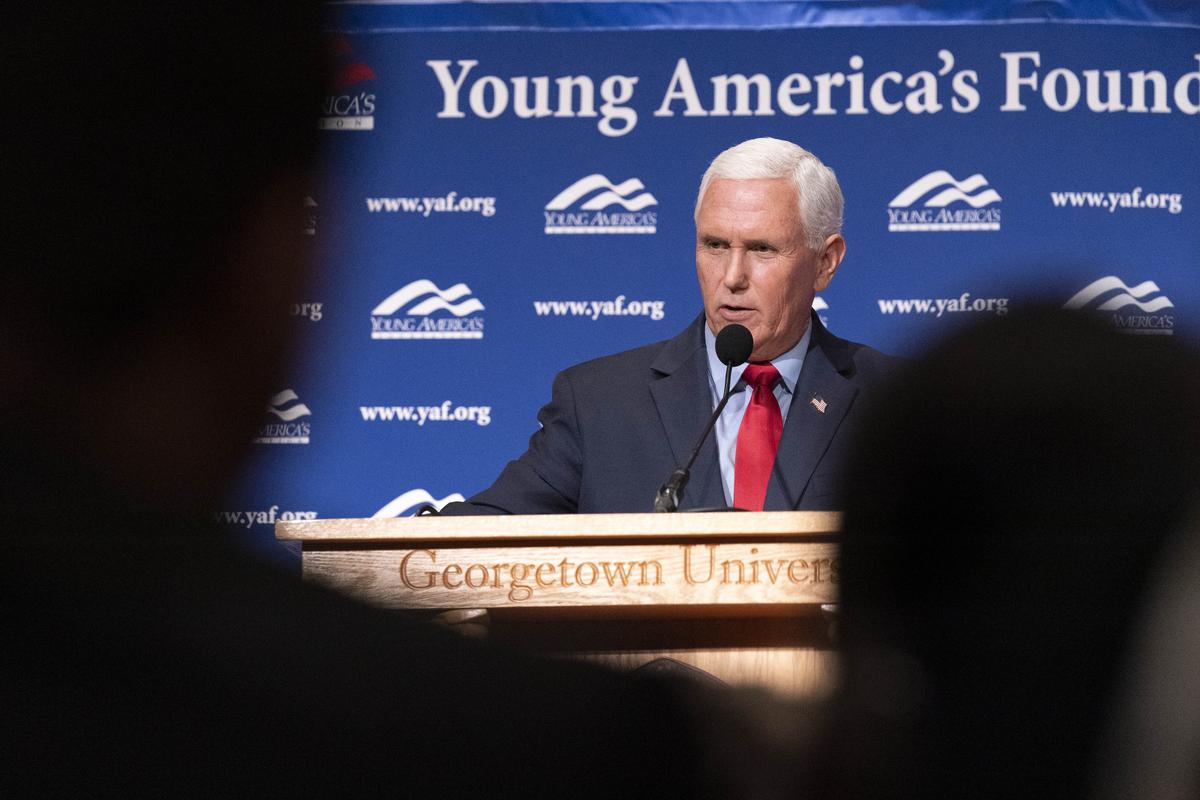 Mike Pence warns of 'unprincipled populists,' 'Putin apologists' in Republican Party